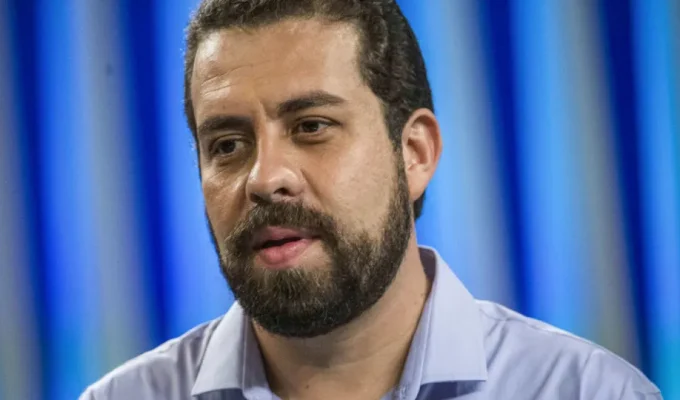 Guilherme Boulos acusa prefeitos aliados de Flávio de dificultar acesso de eleitores às urnas