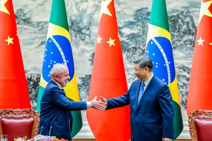 Xi Jinping, da China, parabeniza Lula por reeleição e fala em ‘relação mais proeminente’ com Brasil