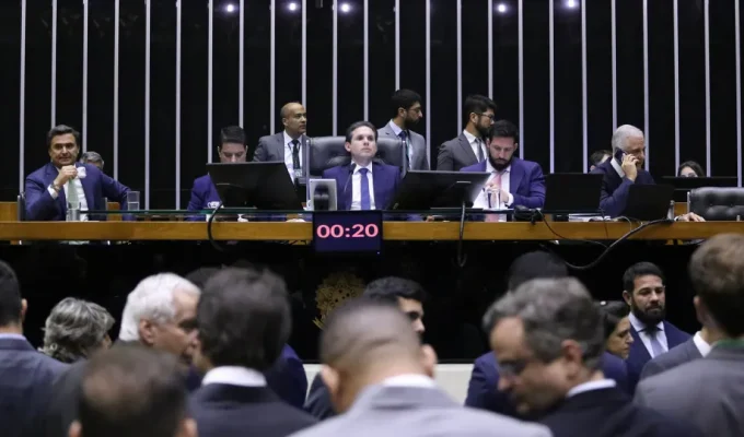 Centrão reconhece vitória de Lula e isola Flávio Bolsonaro na contestação das eleições
