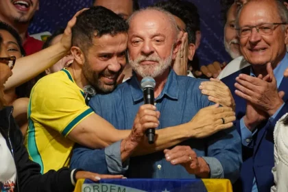 A surpreendente vida e carreira política de Luiz Inácio Lula da Silva