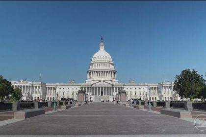Democratas querem aproveitar desgaste de Trump para conseguir maioria na Câmara e no Senado