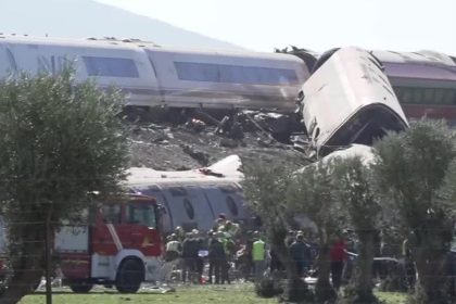 Brasil lamenta acidente de trem na Espanha, em que mais de 60 morreram