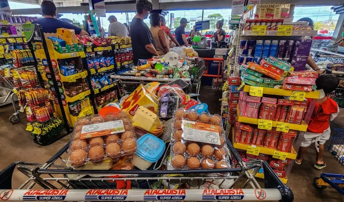 Consumo de alimentos cresce após proibição das bets no país, diz Abras