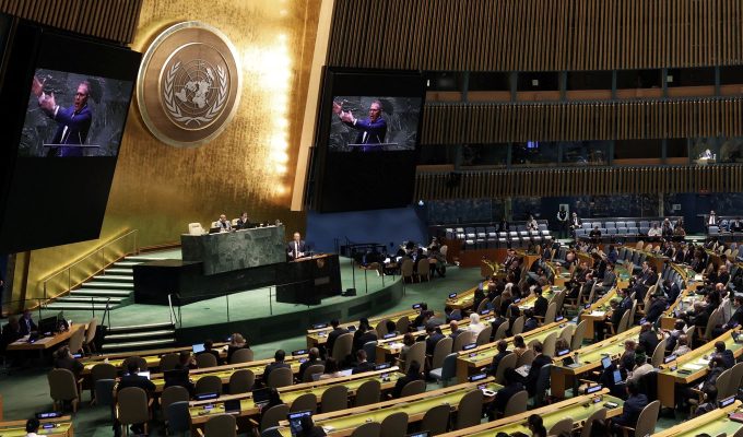 ONU aprova resolução contra embargo dos EUA a Cuba