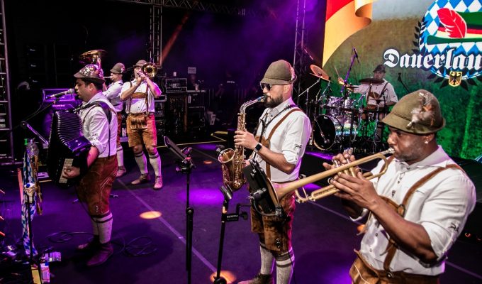 Oktoberfest Manaus 2026 reúne tradição alemã, gastronomia e atrações do Sul do Brasil