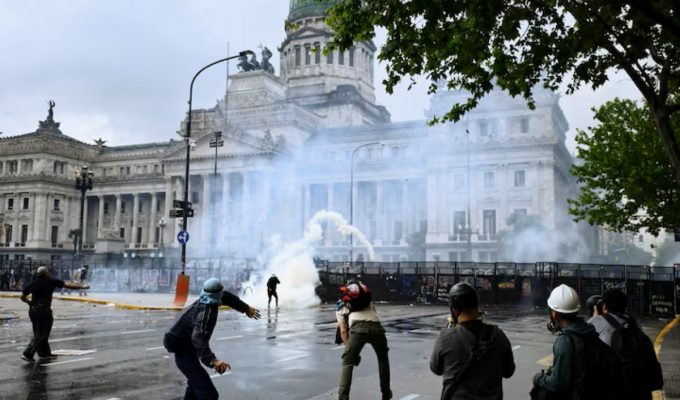 Economia melhora, mas população empobrece: por que reformas geram insatisfação em países emergentes?