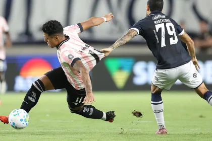 Remo volta a vencer após 12 jogos e complica Botafogo no Brasileirão