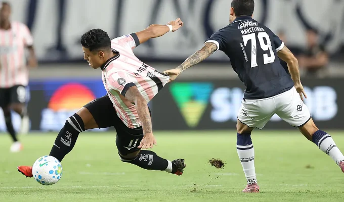 Remo volta a vencer após 12 jogos e complica Botafogo no Brasileirão