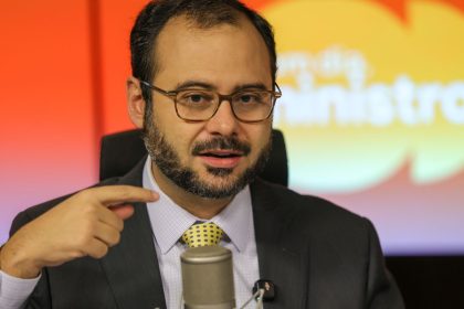 Perdão das dívidas de MEIs é medida fiscal “necessária”, diz ministro