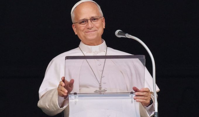 Para papa Leão, não restava muita alternativa a não ser ir para América do Sul