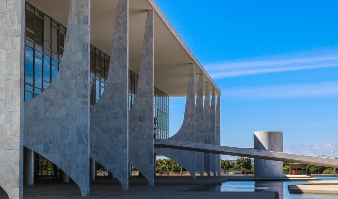 Instituto prevê impacto fiscal de R$ 40 bilhões com medidas de Lula