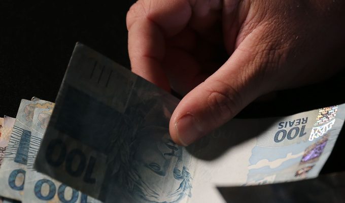 Dívida Pública sobe 0,97% em setembro e encosta em R$ 9,4 trilhões
