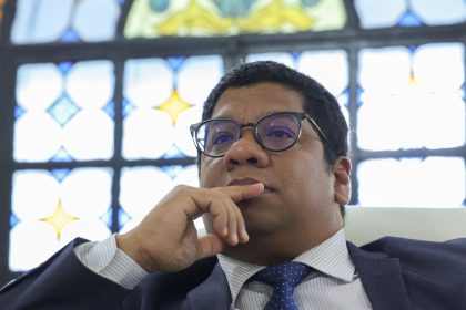 Risco de invasão de Cuba pelos EUA é real, avalia embaixador