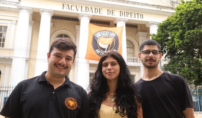 Ato de estudantes da UFF deu pontapé em mobilização por virada de Lula