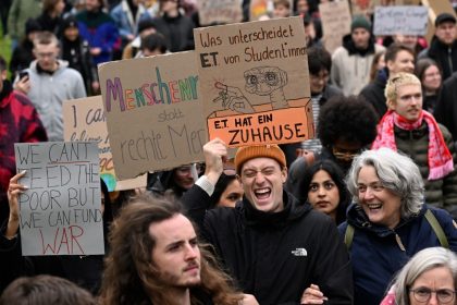Alemanha mobiliza a polícia antes de um grande dia de protestos juvenis