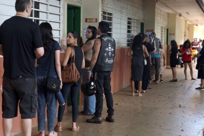 Estudantes relatam violência relacionada à eleição presidencial